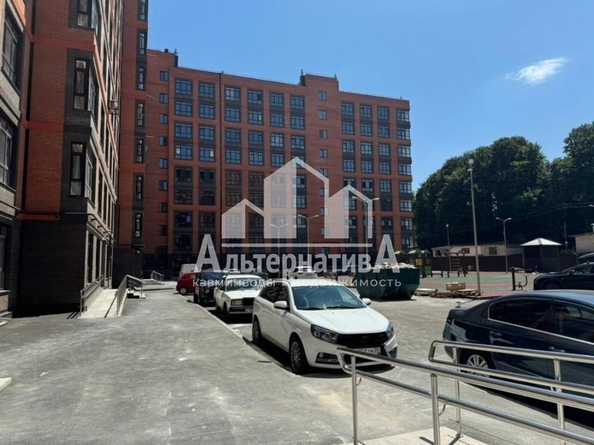 
   Продам 1-комнатную, 37 м², 40 лет Октября ул

. Фото 1.