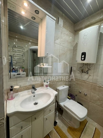 
   Продам 2-комнатную, 92 м², Кирова ул

. Фото 14.