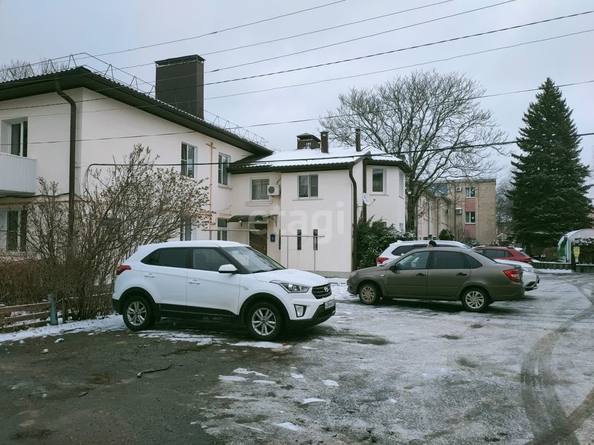 
  Продается 2-комн. квартира, 56 м², Дзержинского ул, д. 223а
. Фото 3.