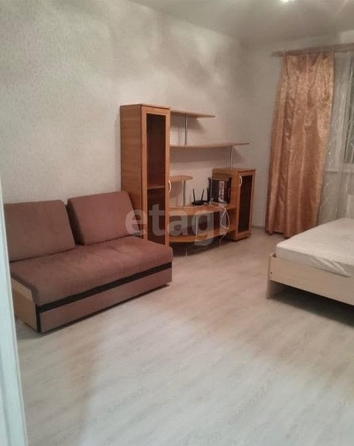 
   Продам 1-комнатную, 38 м², Чапаева ул, 4/1в

. Фото 4.