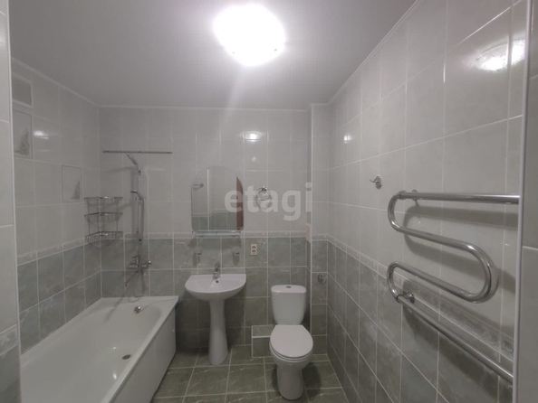 
   Продам 2-комнатную, 78 м², Пирогова ул, 38б

. Фото 10.