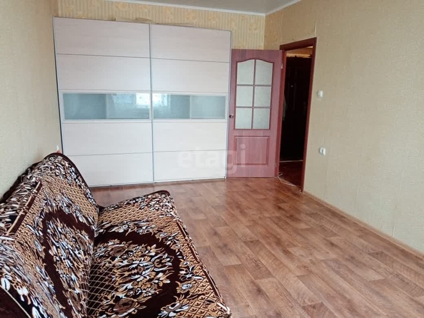 
   Продам 1-комнатную, 38 м², Серова ул, 486/3

. Фото 2.