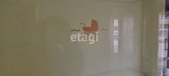 
   Продам 1-комнатную, 32 м², Фестивальный проезд, 1/2

. Фото 4.