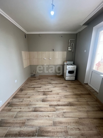 
   Продам 2-комнатную, 77.2 м², Шпаковская ул, 76а/2

. Фото 9.