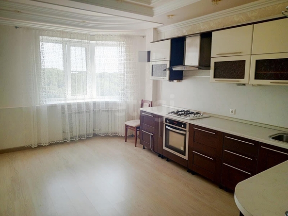 
  Продается 3-комн. квартира, 84 м², Шпаковская ул, д. 115
. Фото 1.