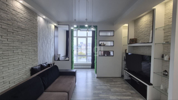 
   Продам 1-комнатную, 43.2 м², Орджоникидзе ул, 62

. Фото 1.