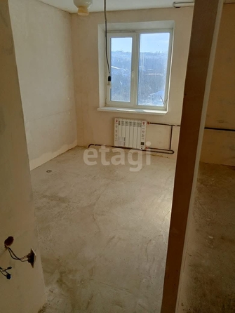 
   Продам 3-комнатную, 76.8 м², Парижской Коммуны ул, 54б

. Фото 2.