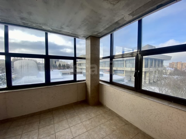 
   Продам 4-комнатную, 180 м², Ленина ул, 245

. Фото 32.