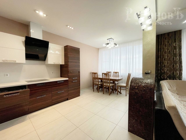 
   Продам 3-комнатную, 107.8 м², Пржевальского ул, 12

. Фото 8.