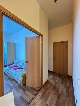 
  Продается 1-комн. квартира, 37 м², Азербайджанская ул
. Фото 5.