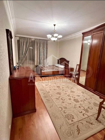 
  Продается 3-комн. квартира, 130 м², Широкая ул
. Фото 5.