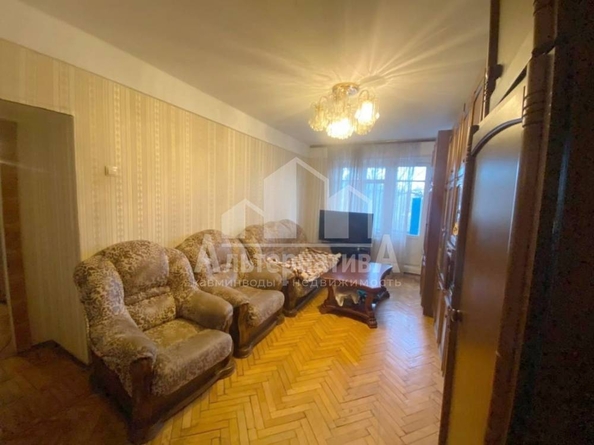 
  Продается 3-комн. квартира, 60 м², Андрея Губина ул
. Фото 2.