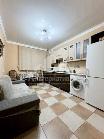 
  Продается 1-комн. квартира, 37 м², Спасателей ул
. Фото 2.