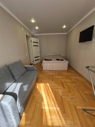 
  Продается 1-комн. квартира, 29 м², Островского ул
. Фото 5.