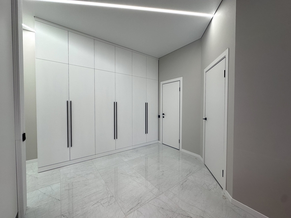 
  Продается 1-комн. квартира, 47 м², Озерная ул, д. 2
. Фото 6.