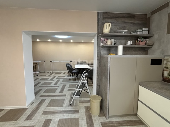 
  Продается 4-комн. квартира, 184 м², 45 Параллель ул, д. 2
. Фото 2.