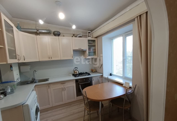 
  Продается 3-комн. квартира, 56.1 м², М.Морозова ул, д. 14
. Фото 3.