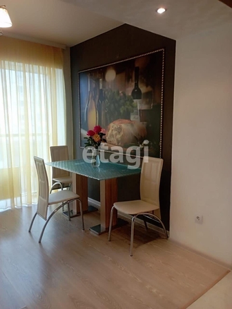 
  Продается 2-комн. квартира, 70.3 м², Ленина ул, д. 167
. Фото 3.