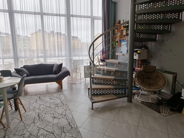 
  Продается 2-комн. квартира, 62.9 м², Прекрасная ул, д. 39
. Фото 4.