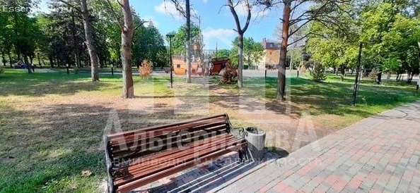 
  Продается 1-комн. квартира, 45.7 м², Октябрьская ул
. Фото 6.