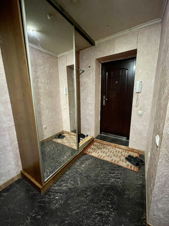 
  Продается 3-комн. квартира, 80 м², Калинина пр-кт, д. 162
. Фото 4.