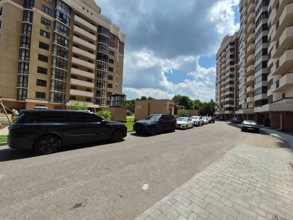 
  Продается 1-комн. квартира, 48.6 м², Победы пр-кт
. Фото 18.
