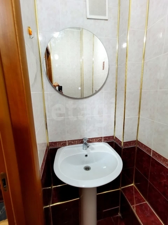
  Продается 2-комн. квартира, 77 м², Пирогова ул, д. 70
. Фото 1.
