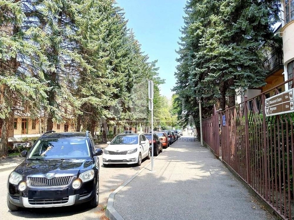 
  Продается 1-комн. квартира, 42 м², Александра Солженицына ул
. Фото 15.