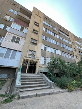 
  Продается 3-комн. квартира, 72 м², Красивая ул
. Фото 1.