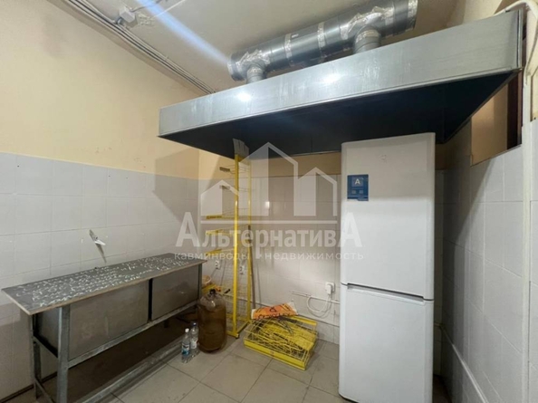 
  Продается универсальное помещение, 55 м², Азербайджанская ул
. Фото 11.