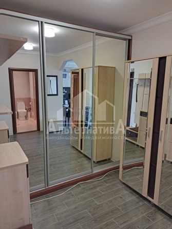 
  Продается 1-комн. квартира, 56 м², Кирова ул
. Фото 6.
