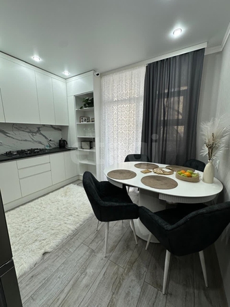 
  Продается 1-комн. квартира, 39.8 м², Российский пр-кт, д. 13
. Фото 2.