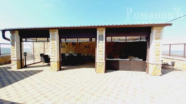 
  Продается 4-комн. квартира, 180 м², Дзержинского ул, д. 158
. Фото 15.