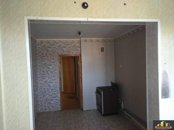 
  Продается 3-комн. квартира, 76.8 м², Умара Алиева ул
. Фото 10.