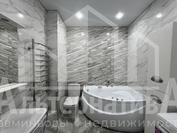 
  Продается 4-комн. квартира, 140 м², Островского ул
. Фото 11.