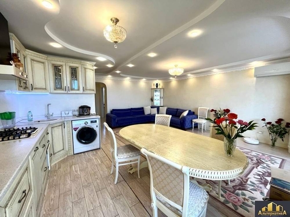 
  Продается 3-комн. квартира, 82 м², Осипенко ул
. Фото 2.
