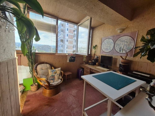 
  Продается 3-комн. квартира, 63.6 м², Набережная ул
. Фото 1.