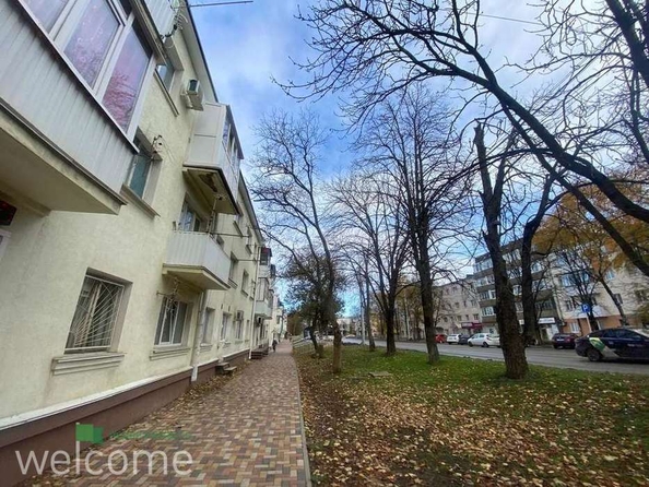
  Продается 2-комн. квартира, 30.7 м², Ленина ул, д. 393
. Фото 2.