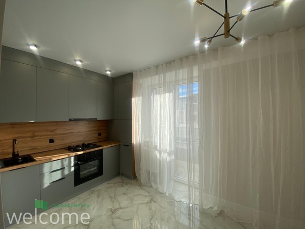 
  Продается 1-комн. квартира, 38 м², Рогожникова ул, д. 21к1
. Фото 2.