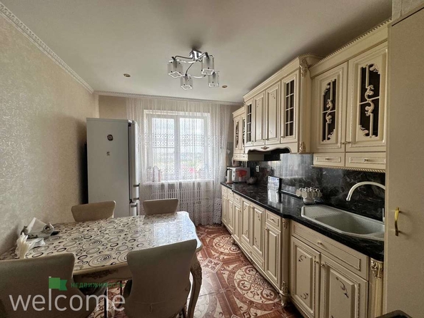 
  Продается 2-комн. квартира, 61 м², Чехова ул, д. 83/1
. Фото 2.