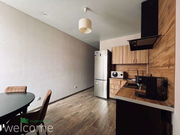 
  Продается 1-комн. квартира, 51 м², Пирогова ул, д. 72к1
. Фото 4.