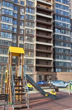 
  Продается 2-комн. квартира, 64.8 м², Тюльпановая ул, д. 10к4
. Фото 1.