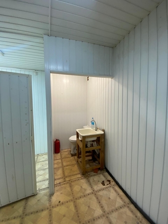 
  Сдается офис, 19 м², Крайнего ул, д. 32
. Фото 3.