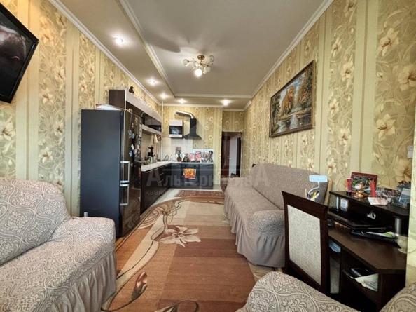 
  Продается 1-комн. квартира, 45 м², Красивая ул
. Фото 4.