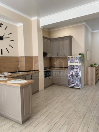 
  Продается 1-комн. квартира, 62 м², Октябрьская ул
. Фото 1.