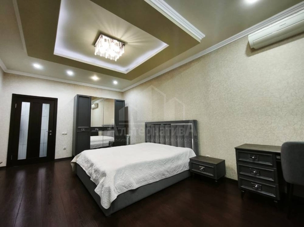 
  Продается 4-комн. квартира, 146 м², Орджоникидзе ул
. Фото 10.