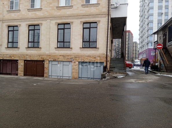 
   Сдам торговое помещение, 148 м², Апанасенковская ул, 1б

. Фото 8.