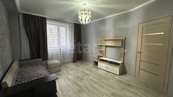 
  Продается 1-комн. квартира 42 м². Фото 1.