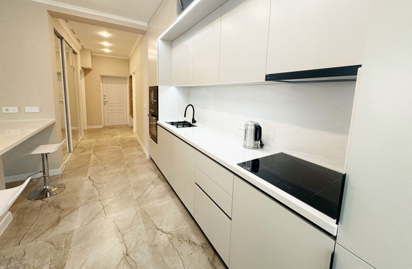 
  Продается 2-комн. квартира 65 м². Фото 1.