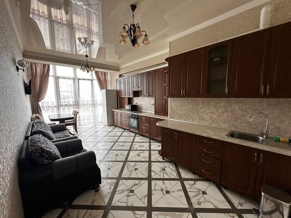 
  Сдается 1-комн. квартира 65 м². Фото 1.